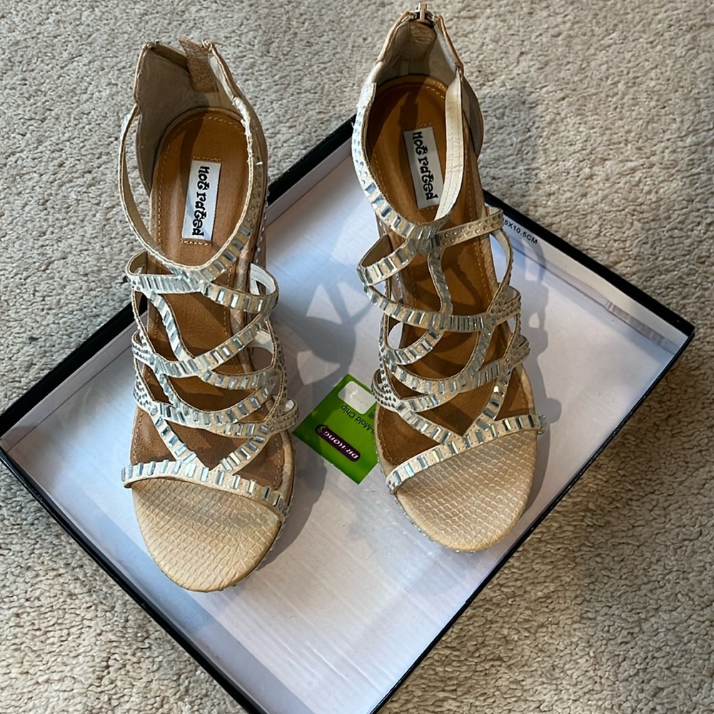 Brand new Not Rated wedge heels